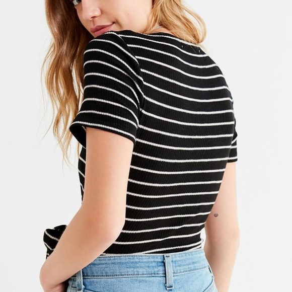 Project Social T Bailey Wrap T-Shirt - Picture 2 of 6